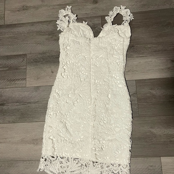 Lulu’s Venice Villa Lace Mini Dress - Picture 8 of 10